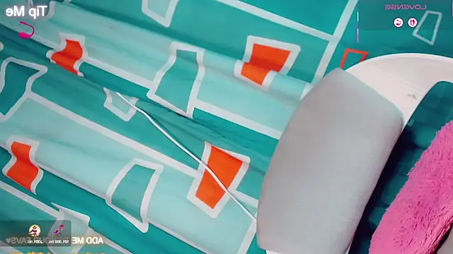 CharlotteBigCock live sex cam