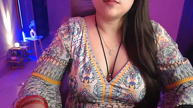 Mitikaa live sex cam