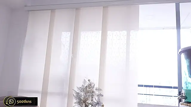 katie_cruz's cam snapshot