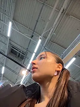 ICrazyOneIRL live sex cam