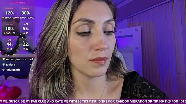 anny_sweet72's cam snapshot