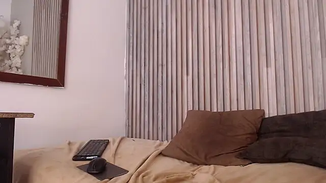 SmoothAlpha_ live sex cam