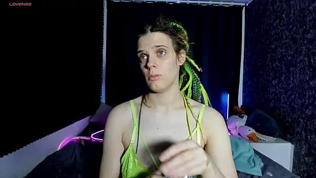 KIKI_Krash live sex cam