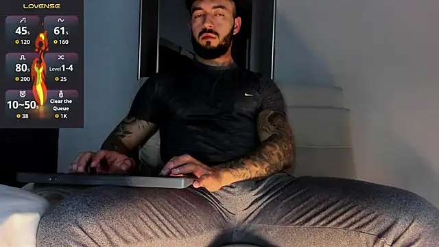 MarkWalker__'s cam snapshot