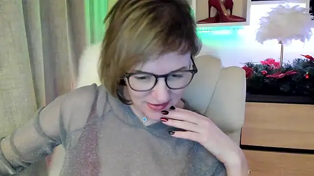 feliziaDesire's cam snapshot