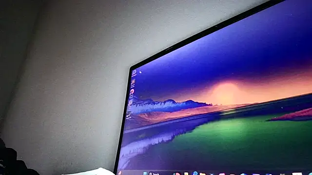 hungspundick1's cam snapshot