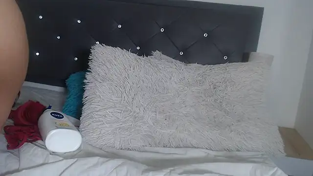 eva__notty_'s cam snapshot