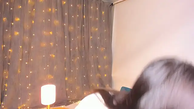 YvonneRobes's cam snapshot