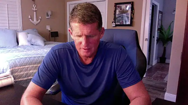 lvnlarge's cam snapshot