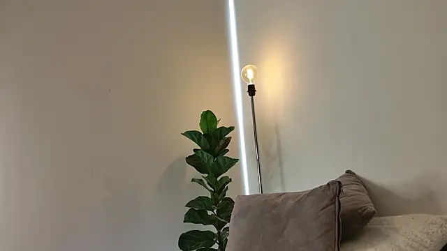 lady_ni_ live sex cam