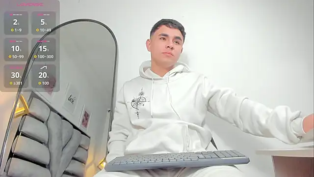 lianfox_'s cam snapshot