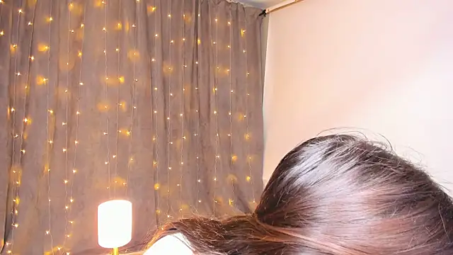 YvonneRobes's cam snapshot