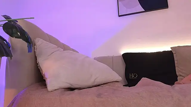 ahri_moon1 live sex cam