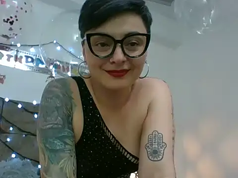 kat_paradise's cam snapshot