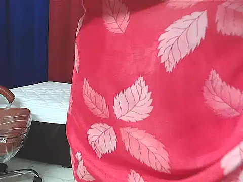 sunitha-3's cam snapshot