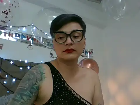 kat_paradise's cam snapshot