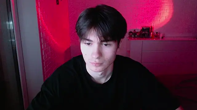 MarkusDean live sex cam