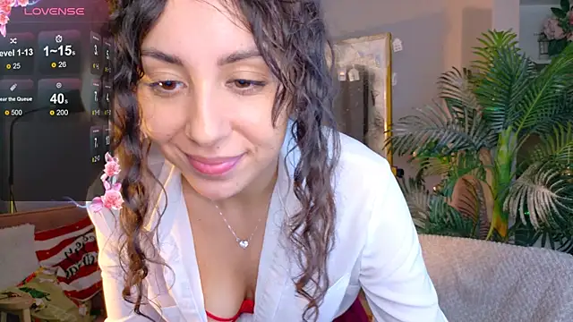 curly_jade's cam snapshot