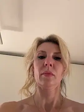 Eva_Fit_Milf's cam snapshot