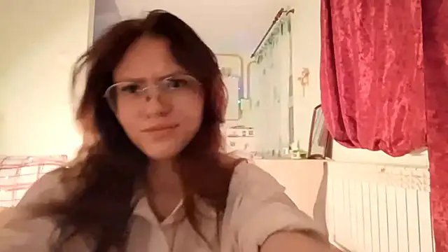 RedheadCuti's cam snapshot