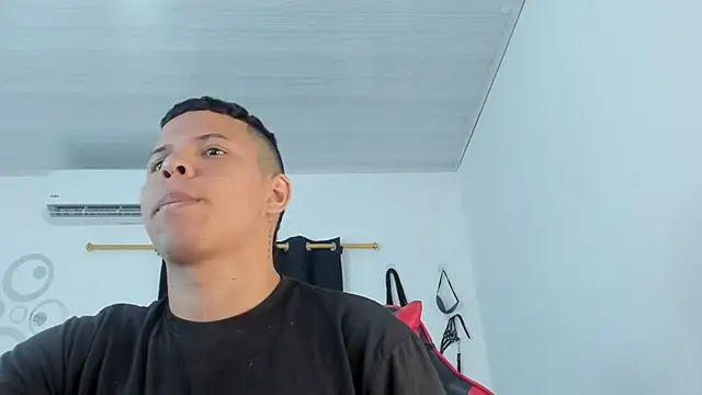 Three_Ways_to_Love's cam snapshot