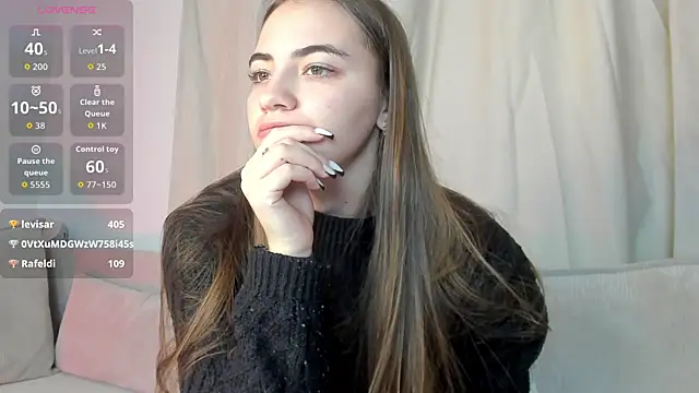 Fit_Brunette_'s cam snapshot