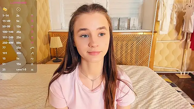 JinnyMcie's cam snapshot