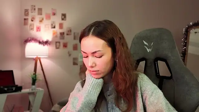 branchwithflowerss's cam snapshot