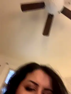 holyeroticss live sex cam