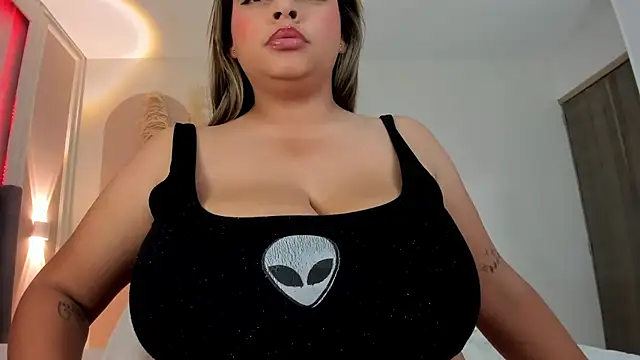 MelissaGrayy's cam snapshot