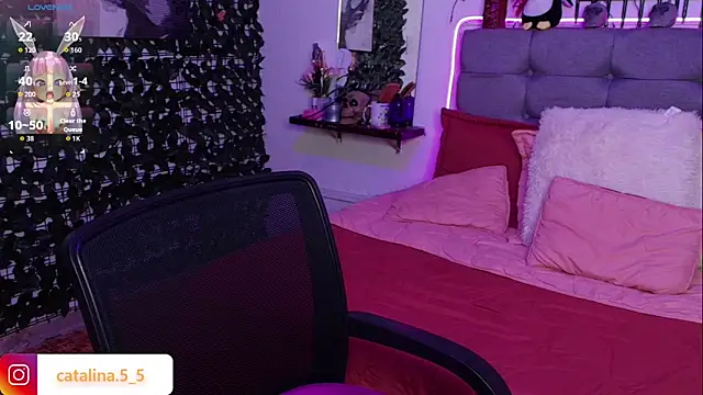 Kata_Bigboobs's cam snapshot