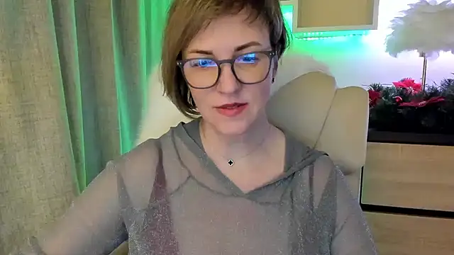 feliziaDesire's cam snapshot