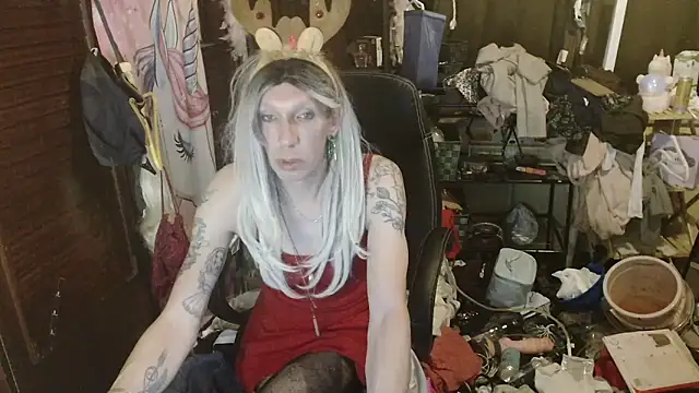 Ombeline1 live sex cam