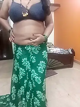 Chandini_Telugu's cam snapshot