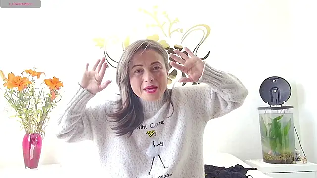 MarcelaFlores live sex cam