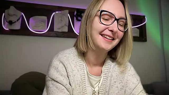 Kira_Elve's cam snapshot