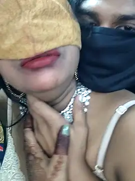 Aditya_sanjna's cam snapshot