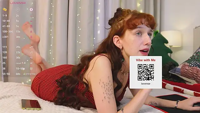 LeelooYolo live sex cam