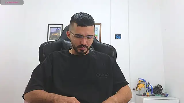 Massimoo_07 live sex cam