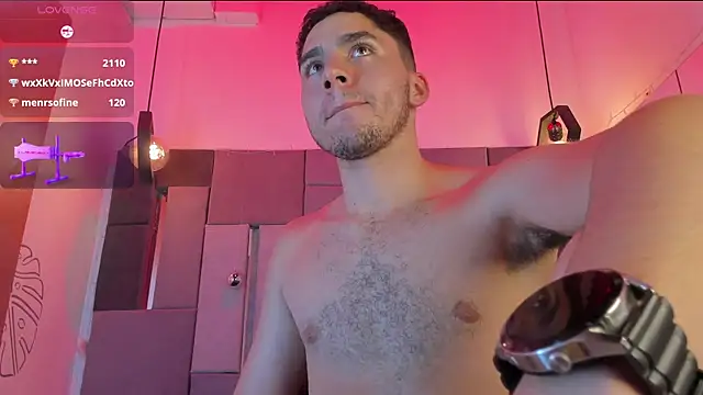 LiamNovak live sex cam