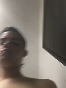 Latinos_2001 live sex cam