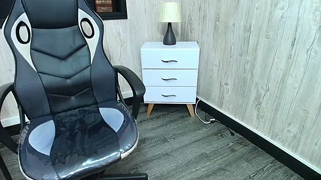 SkarlettAry's cam snapshot