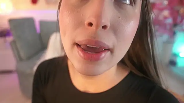 LoonaNyx's cam snapshot