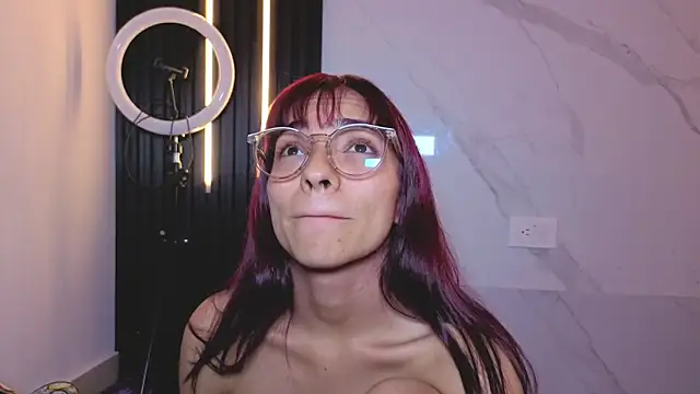 Scarlet_Red_'s cam snapshot