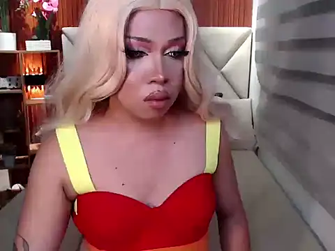 RebecaNextToYou live sex cam