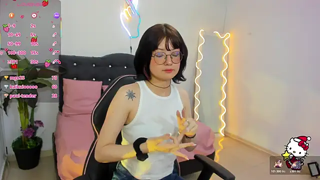 LEAH_TAY's cam snapshot