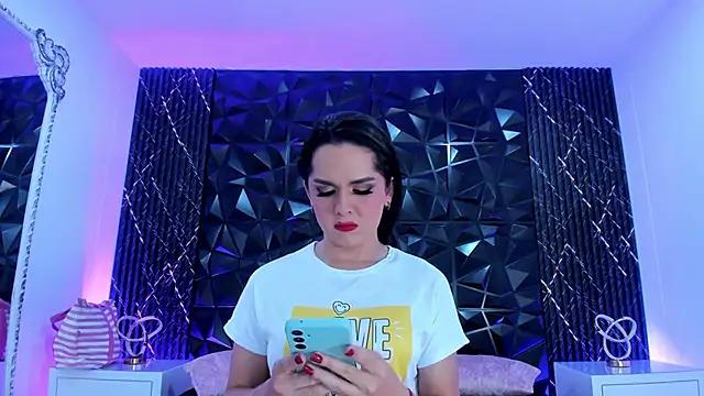 AudreyHayworth live sex cam