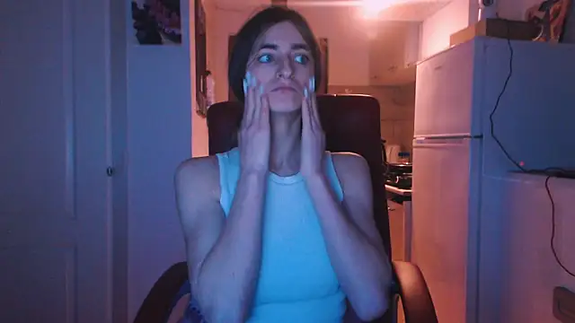 simyhvn's cam snapshot