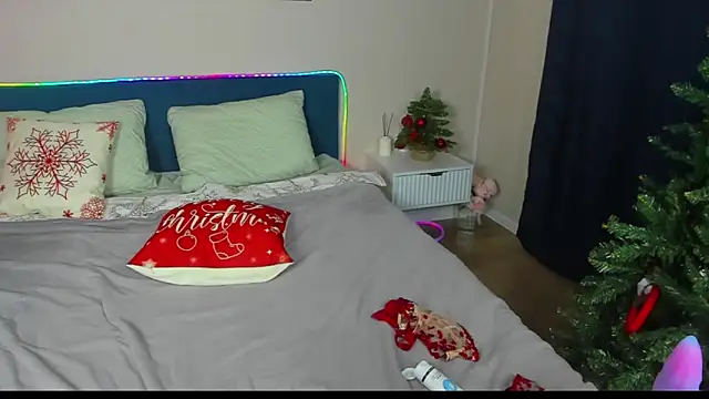 BritneyLix's cam snapshot