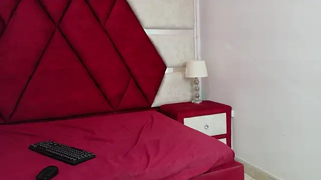 Kity_spiderr live sex cam